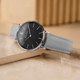 elysian-zilveren-dames-horloge-zwart-plaat-grijs-klassiek-leder-horlogeband-ELY02120-detail2