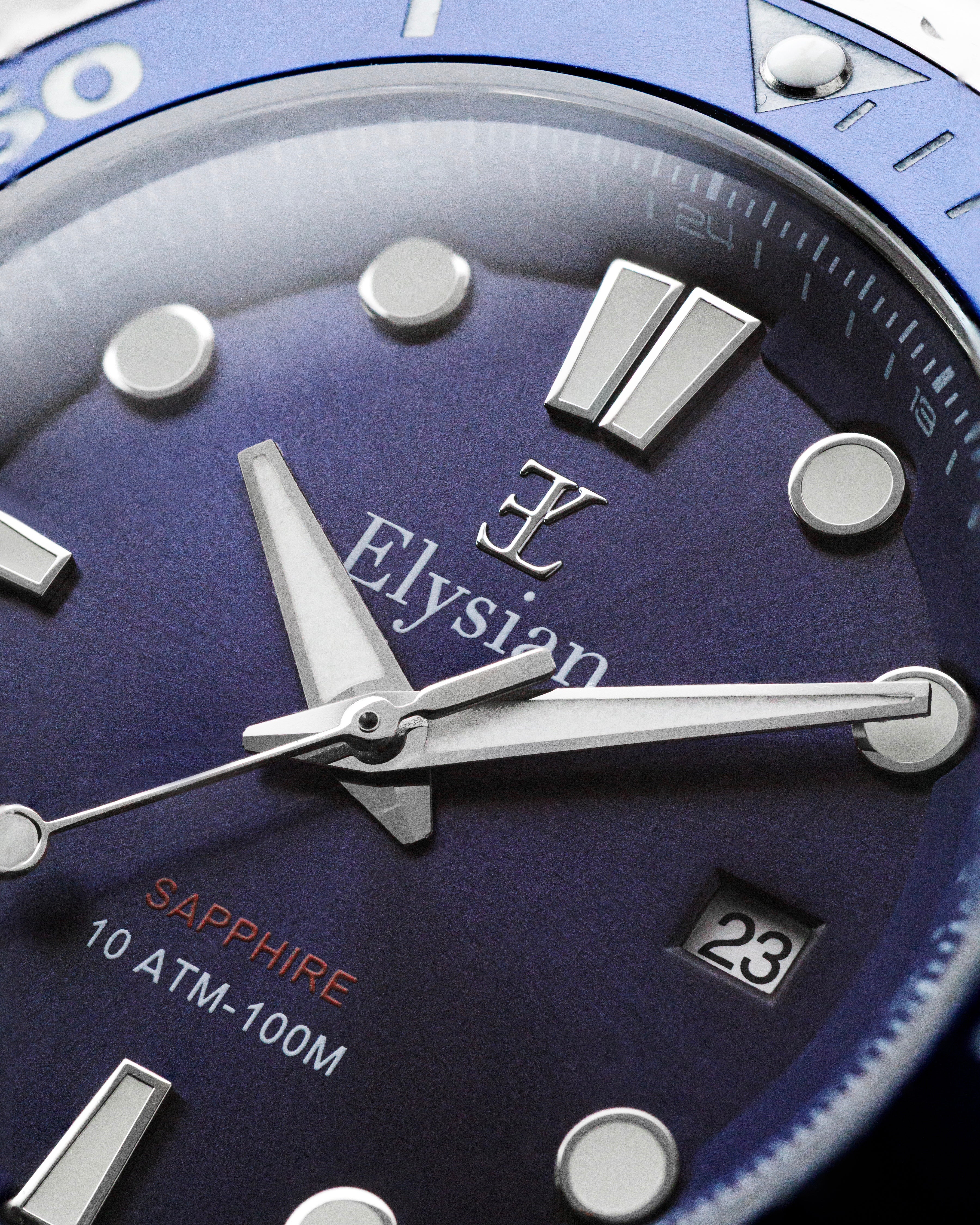 elysian-zilveren-heren-horloge-42mm-blauw-plaat-zilver-schakelband-horlogeband-ELYWM11041-macro_dial