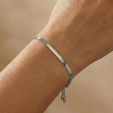 elysian-dames-armband-zilver-ELYBW0901-hand