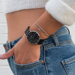 elysian-zilveren-dames-horloge-zwart-plaat-zwart-mesh-horlogeband-ELY02110-second