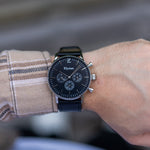 elysian-zilveren-heren-horloge-zwart-plaat-zwart-klassiek-leder-horlogeband-ELYWM01110-hand