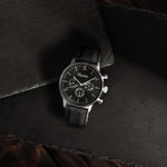 elysian-zilveren-heren-horloge-zwart-plaat-zwart-klassiek-leder-horlogeband-ELYWM01110-second